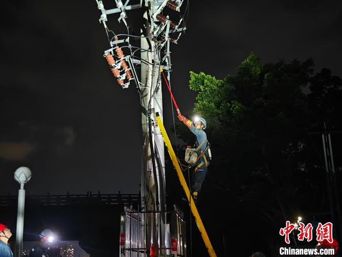 現金網:除肇慶懷集外 廣東受災地區基本恢複供電